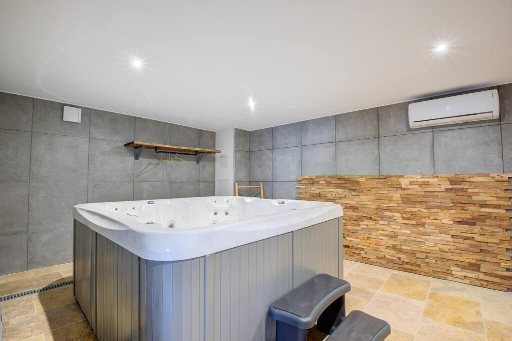 Combe Jolie Clim, Piscine & Jacuzzi Villa Saint-Vincent-de-Cosse Dış mekan fotoğraf
